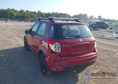 2012 Suzuki Sx4 z USA, uszkodzony, nr VIN JS2YB5A31C6304156